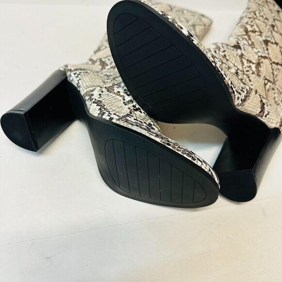 Kenneth Cole Womens 6.5 M Black White Snake Zip Up High Heel Boots Display XW7 - Picture 4 of 5